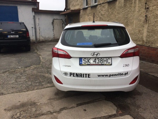 Oklejanie samochodu-Penrite